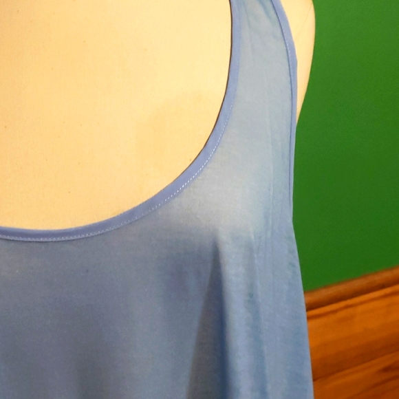 Dots Top - Picture 2 of 4